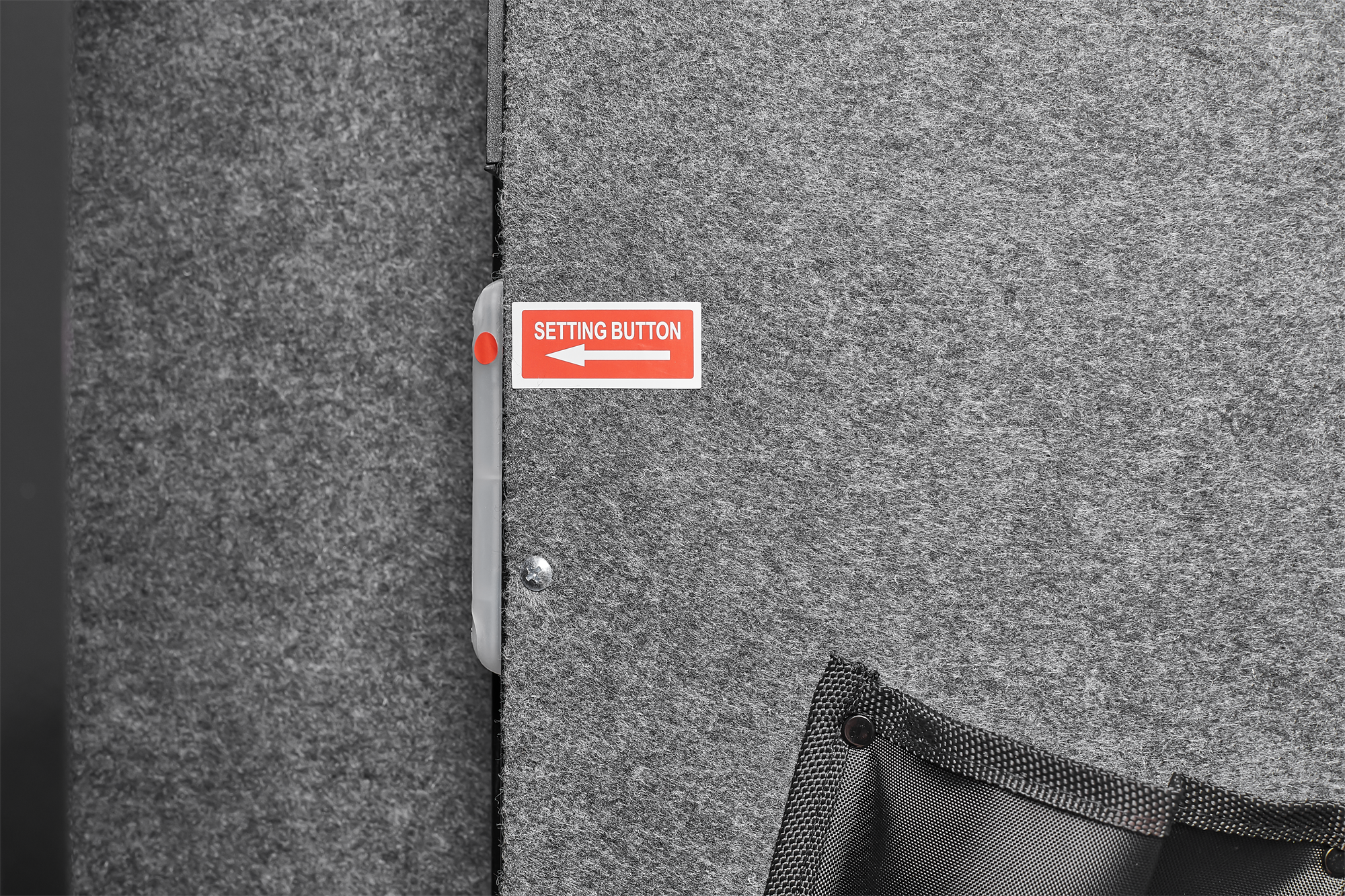 5 gun safes with 3 pistol pockets, quick access biometric adjustable heavy-duty gun rack mounted gun safes